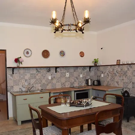 Hajovna Hradu Houska Doksy (Liberec)