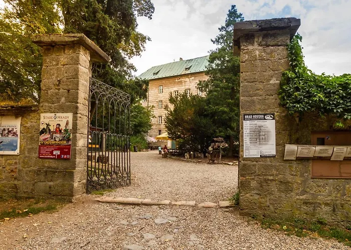 Hajovna Hradu Houska Διαμέρισμα Doksy (Liberec)